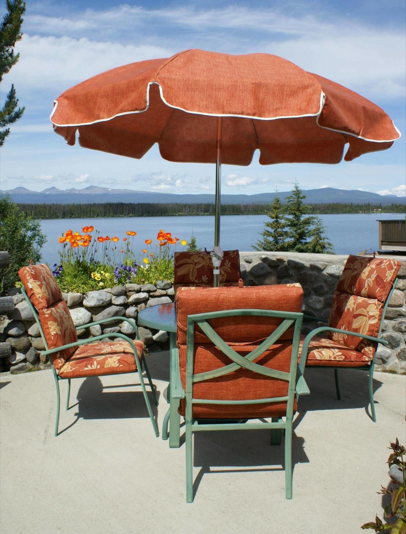 Eagle'S Nest Resort Anahim Lake Bagian luar foto