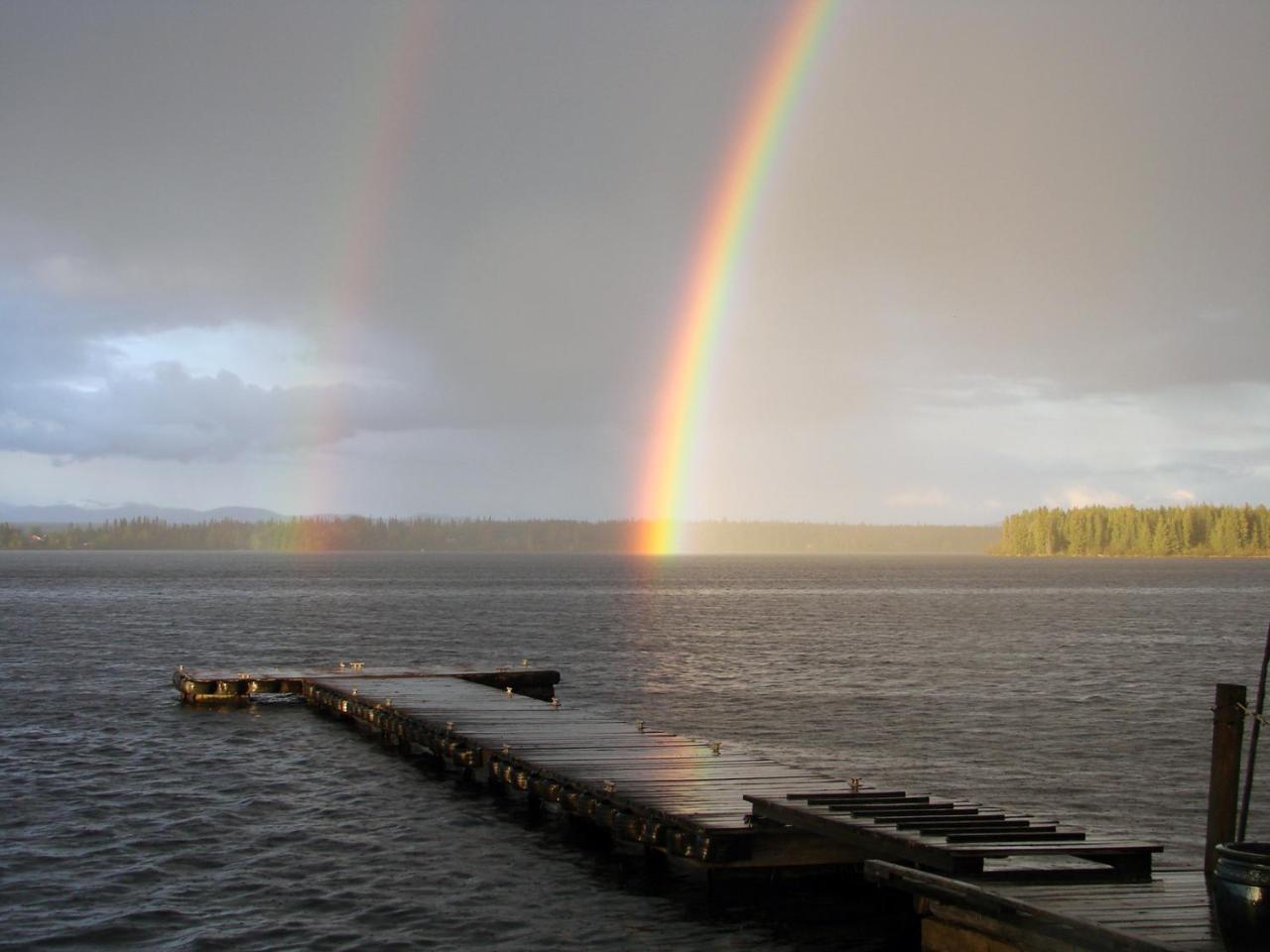 Eagle'S Nest Resort Anahim Lake Bagian luar foto
